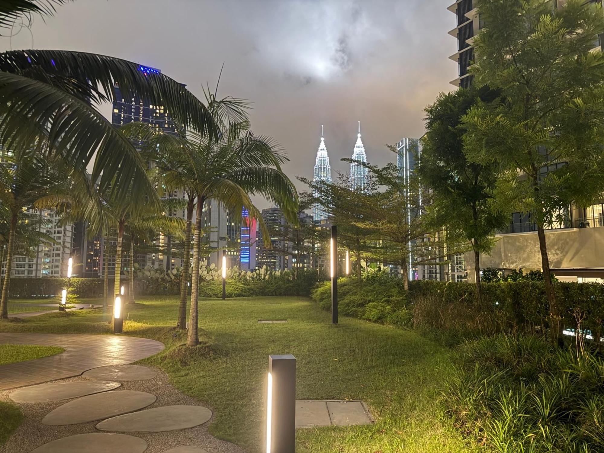 Eaton Sky Residences Klcc Pangsapuri *