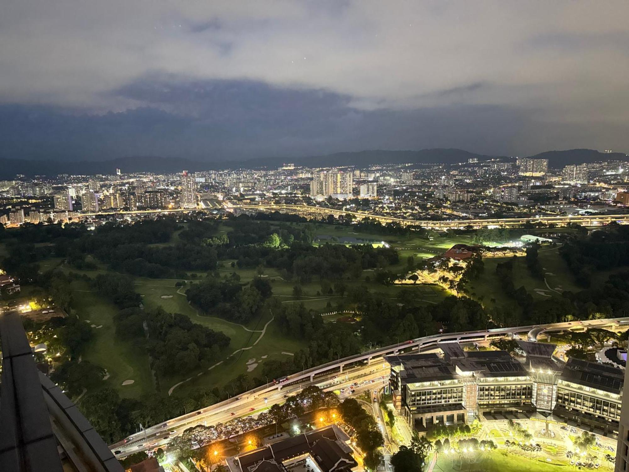 Eaton Sky Residences Klcc *