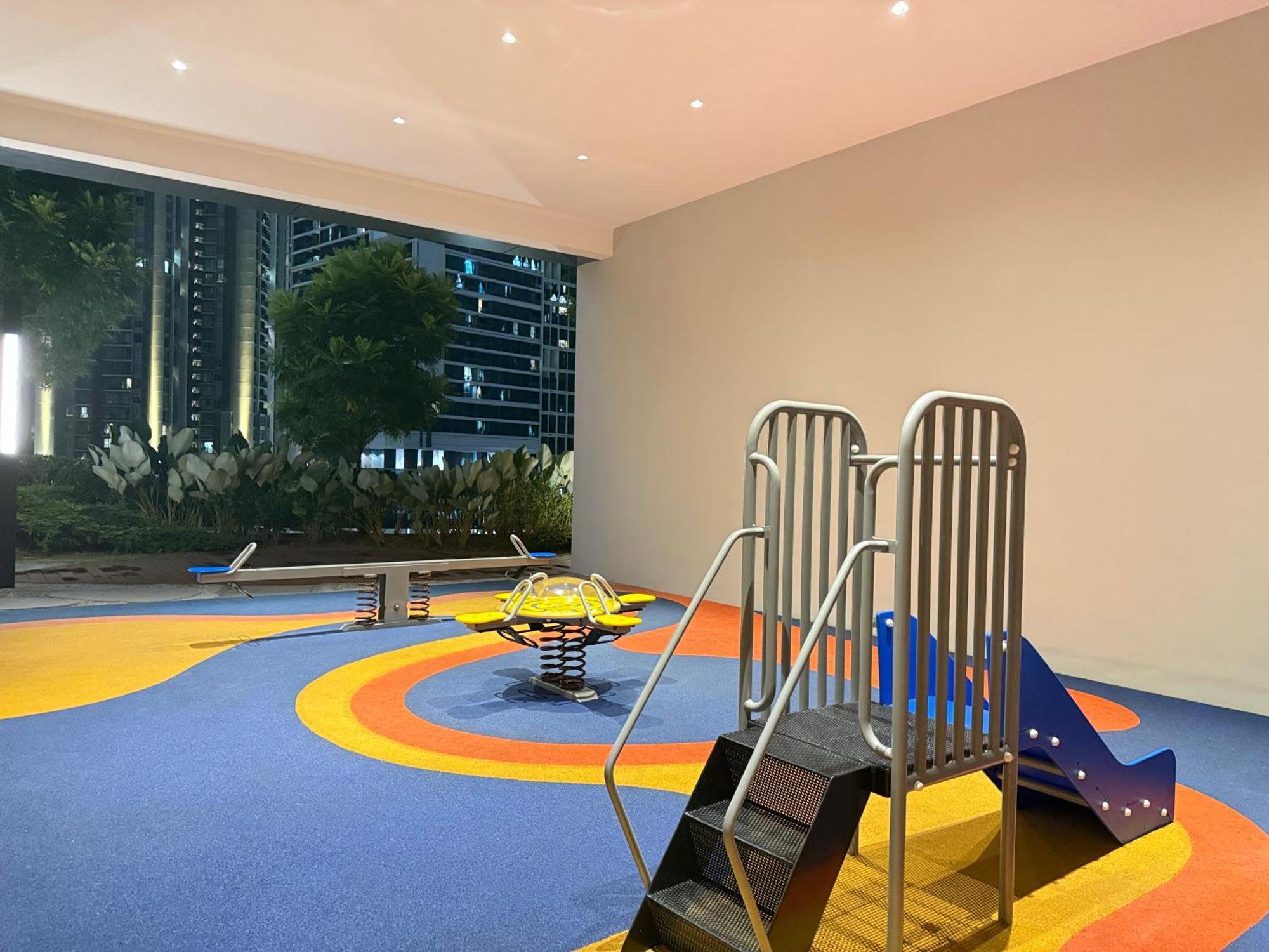 Eaton Sky Residences Klcc * Kuala Lumpur