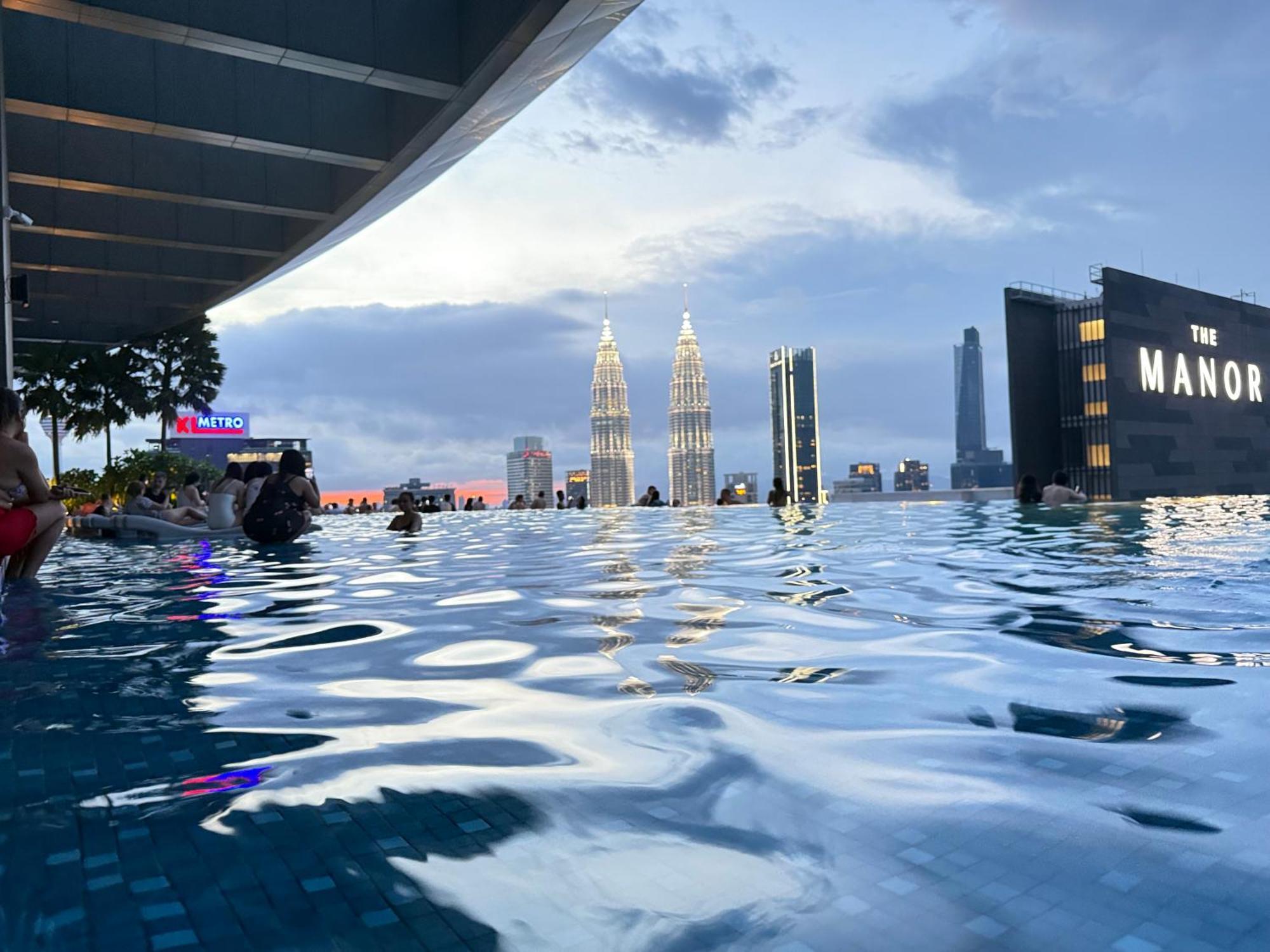 Eaton Sky Residences Klcc *