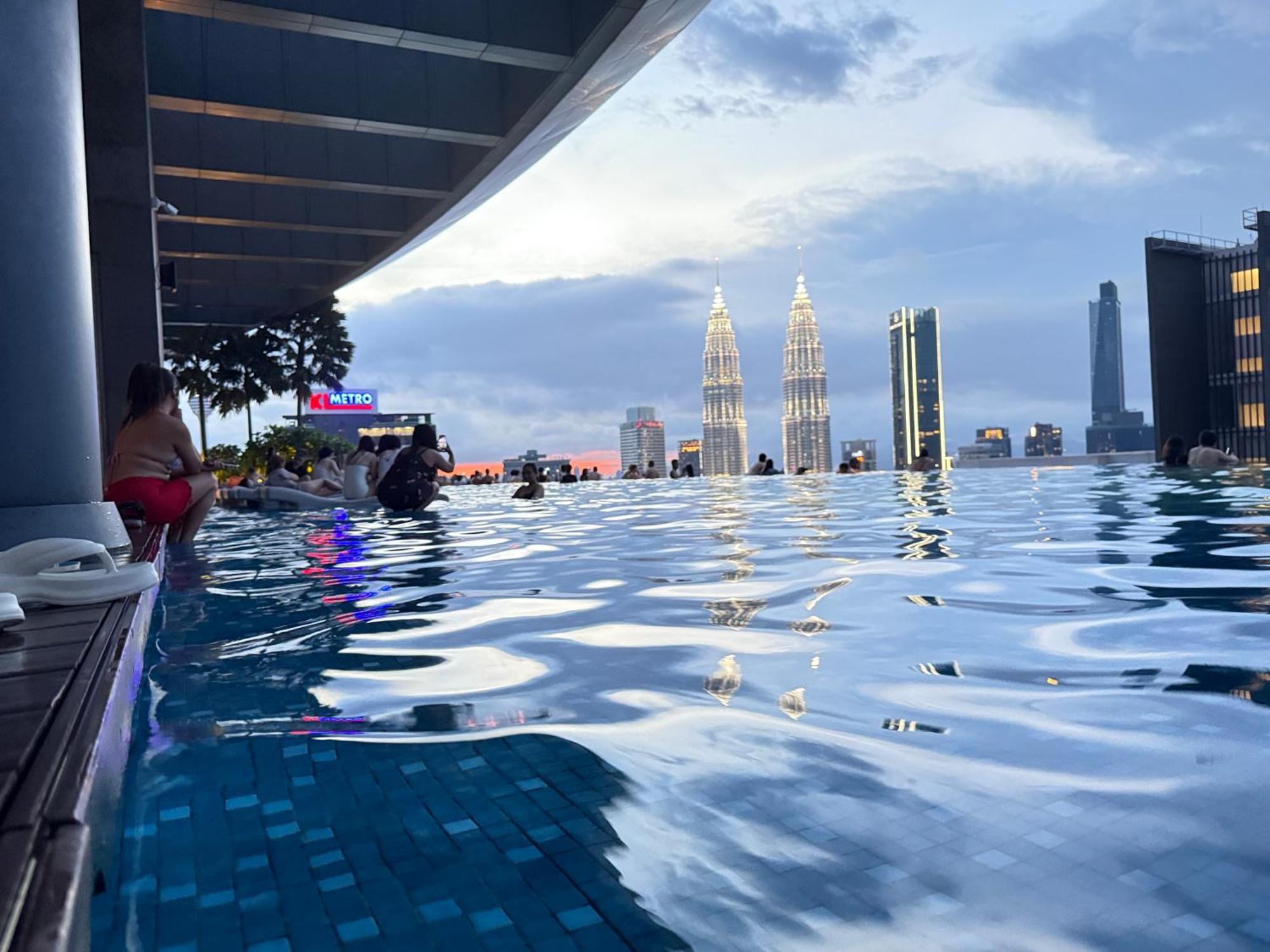 Eaton Sky Residences Klcc Pangsapuri Kuala Lumpur